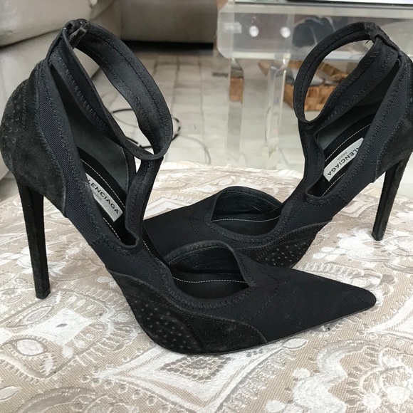 BALENCIAGA D'Orsay Pumps - Picture 6 of 8